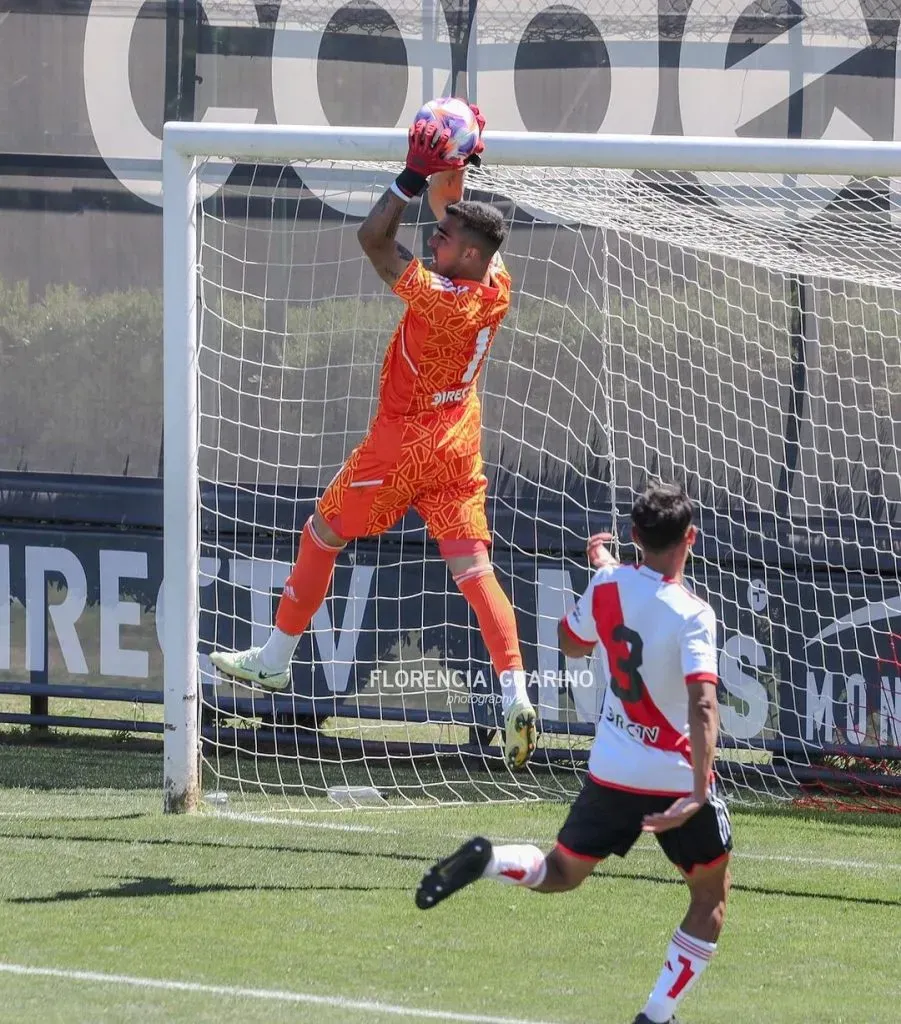 Gabriel Degenhardt en acción por River Plate. (Foto: Florencia Guarino).