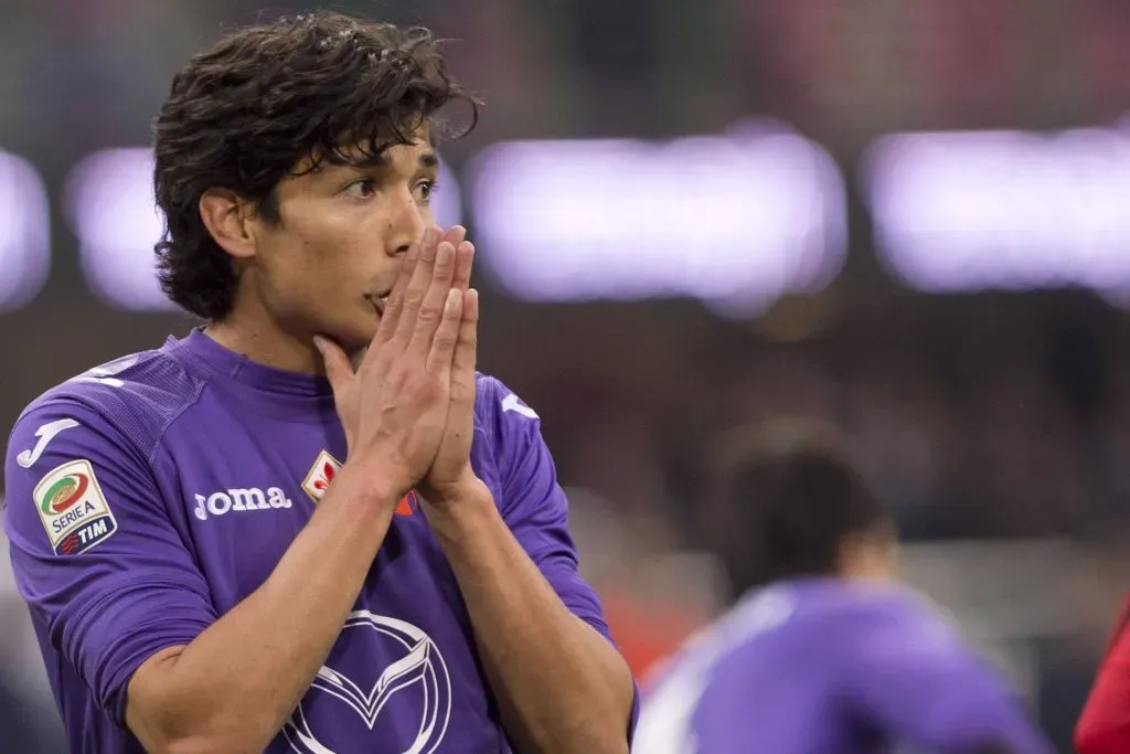 Matías Fernández en la Fiorentina de Italia. (Foto: Imago).