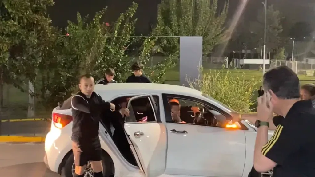 Los árbitros denunciaron el robo de sus celulares en el Monumental: la reacción de Guarello.