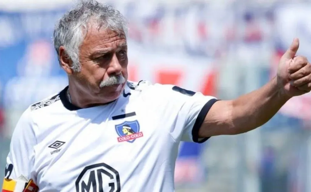 Carlos Caszely sigue siendo de los más queridos en Colo Colo