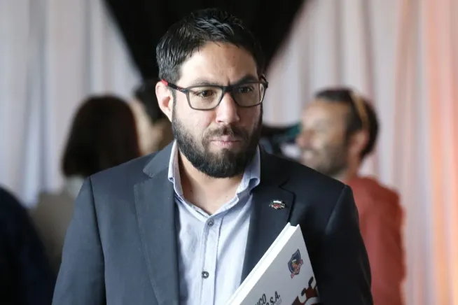 Matías Camacho acusó un golpe de estado en su contra. (Dragomir Yankovic/Photosport).