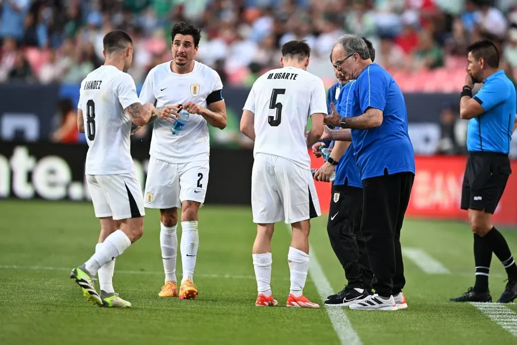 Marcelo Bielsa en la Copa América 2024, que parece haber quedado muy atrás. (Imago).