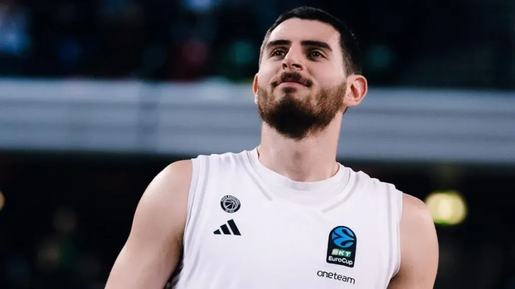 Sebastián Herrera hizo historia para el básquetbol chileno al jugar en la Europliga