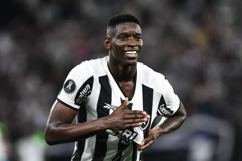 Luiz Henrique fue la figura de Botafogo ante el Manya. (Celso Pupo | Imago).