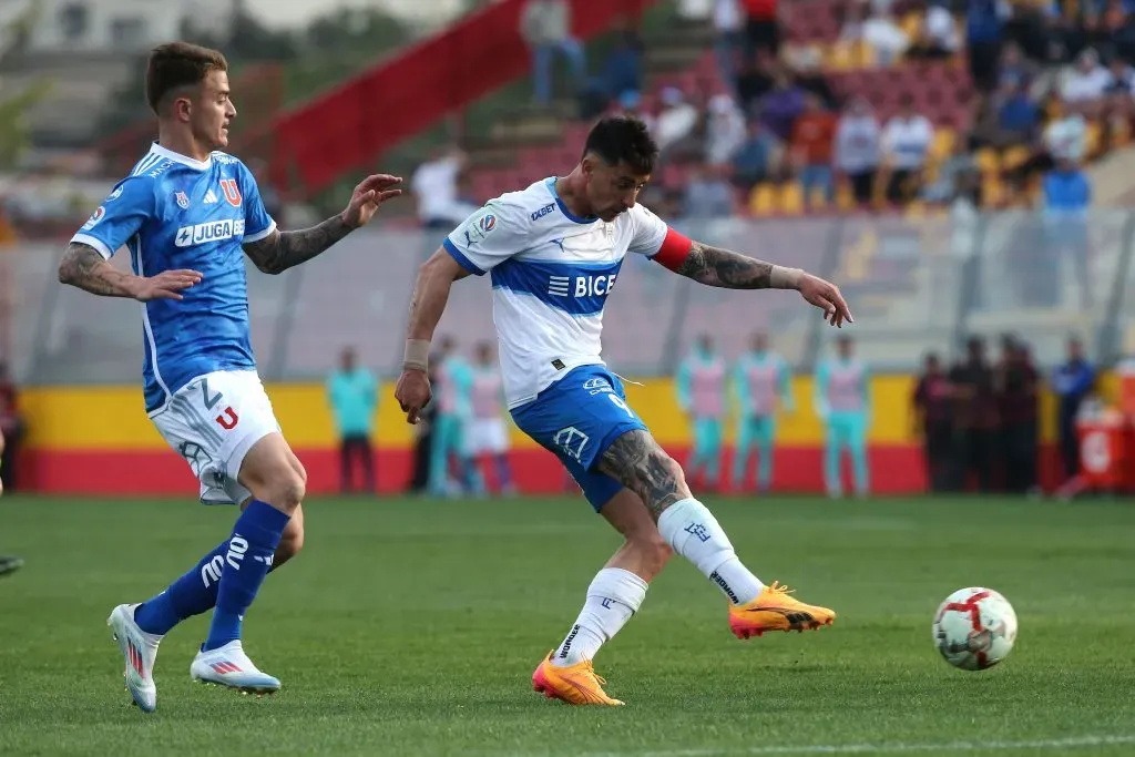 Zampedri y su gol histórico ante la U. Foto: Javier Salvo /Photosport