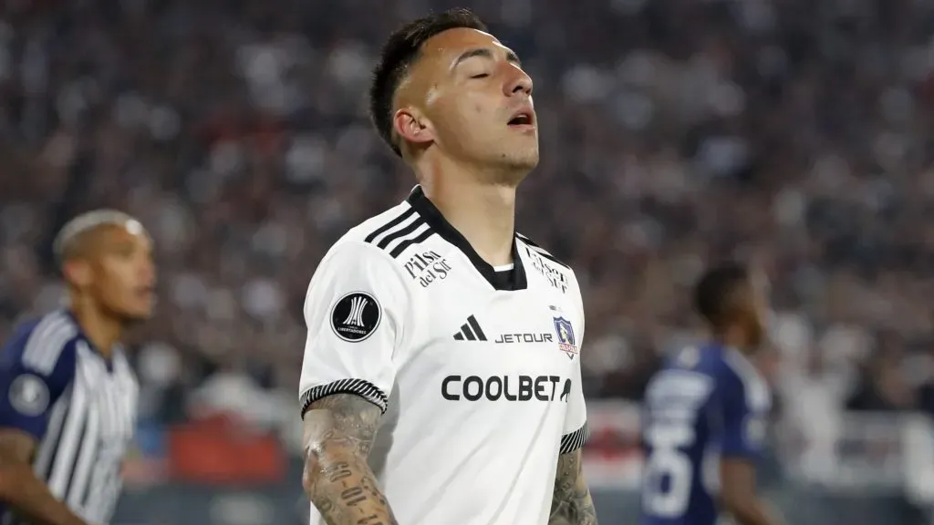 Javier Correa salió lesionado en Colo Colo durante el duelo ante Palestino luego de días sin jugar por problemas físicos. Foto: Photosport.