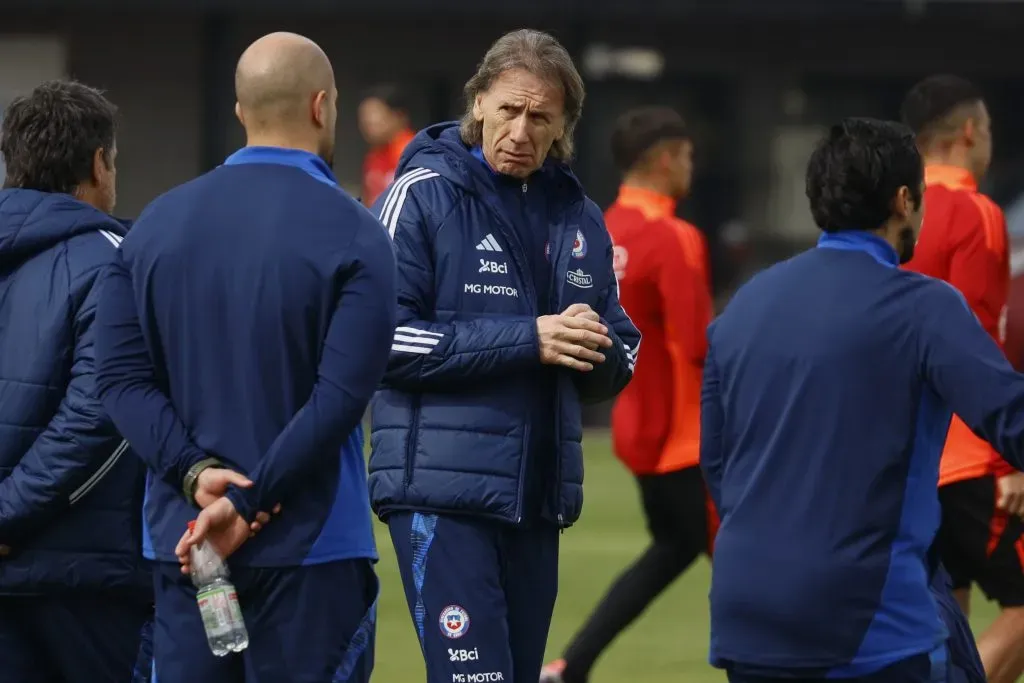 Gareca está en la cuerda floja en Chile. Imagen: Getty.