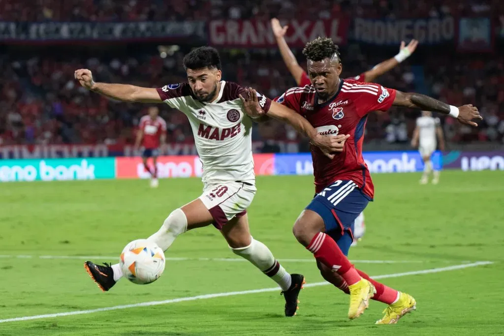 Marcelino Moreno jugando por Lanús en la Copa Sudamericana. Foto: Imago