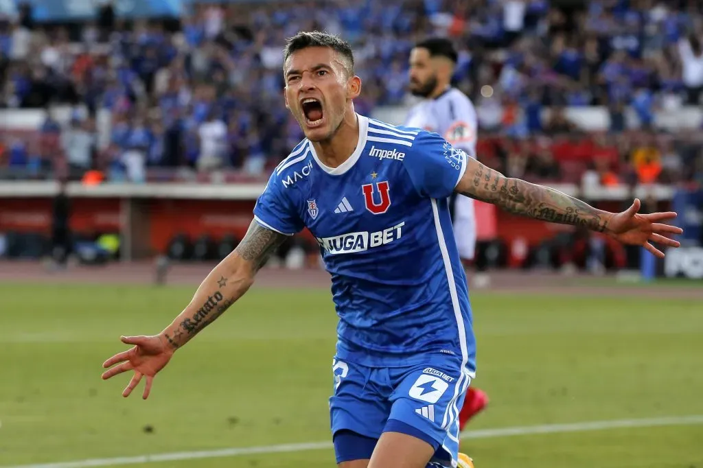 Así gritó Charles Aránguiz su golazo ante Ñublense. (Javier Torres/Photosport).