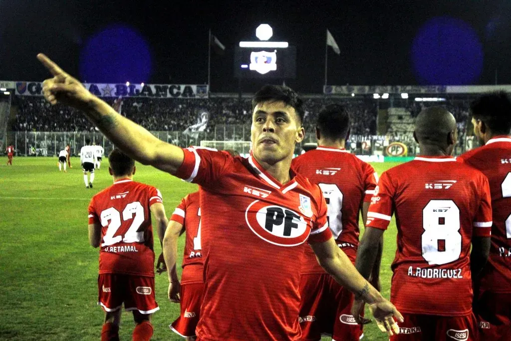 Brian Fernández tiene la oportunidad de volver al fútbol chileno | Photosport