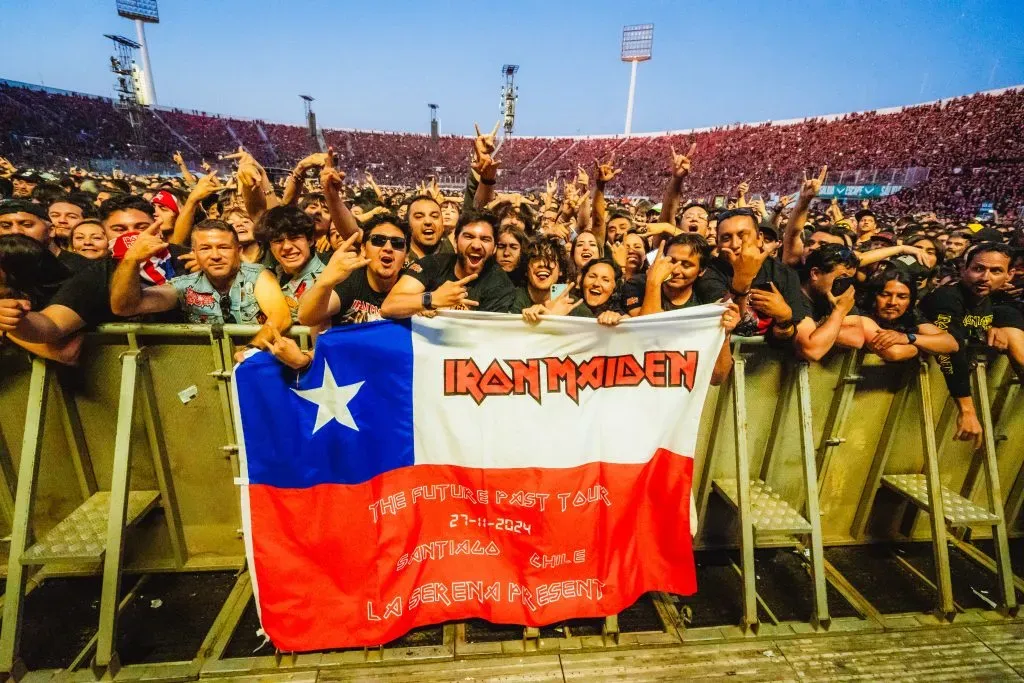 La productora informó que más de 59 mil personas asistieron a la 2° noche de Iron Maiden en Chile. (Foto: RedCarpet)
