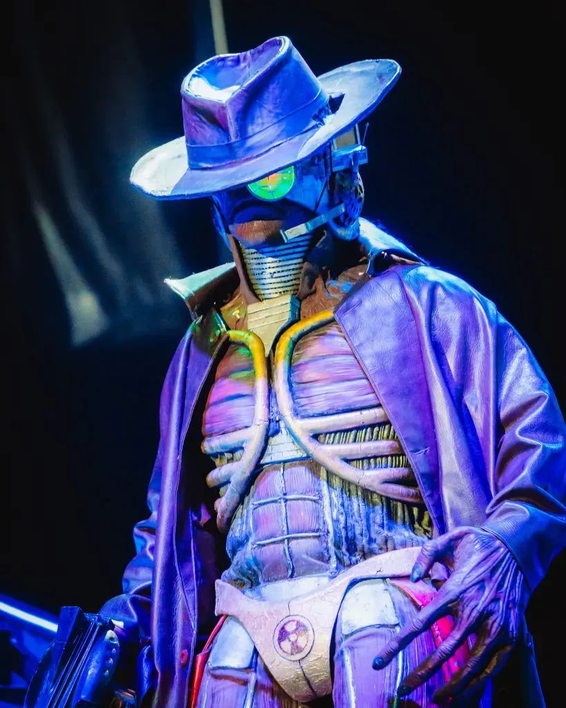 Eddie hizo una breve aparición en Stranger in a strange Land. (Foto: Redcarpet)