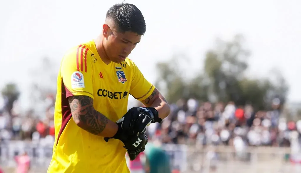 Brayan Cortés se va de Colo Colo y ya se mueven por su reemplazante. Foto: Photosport.
