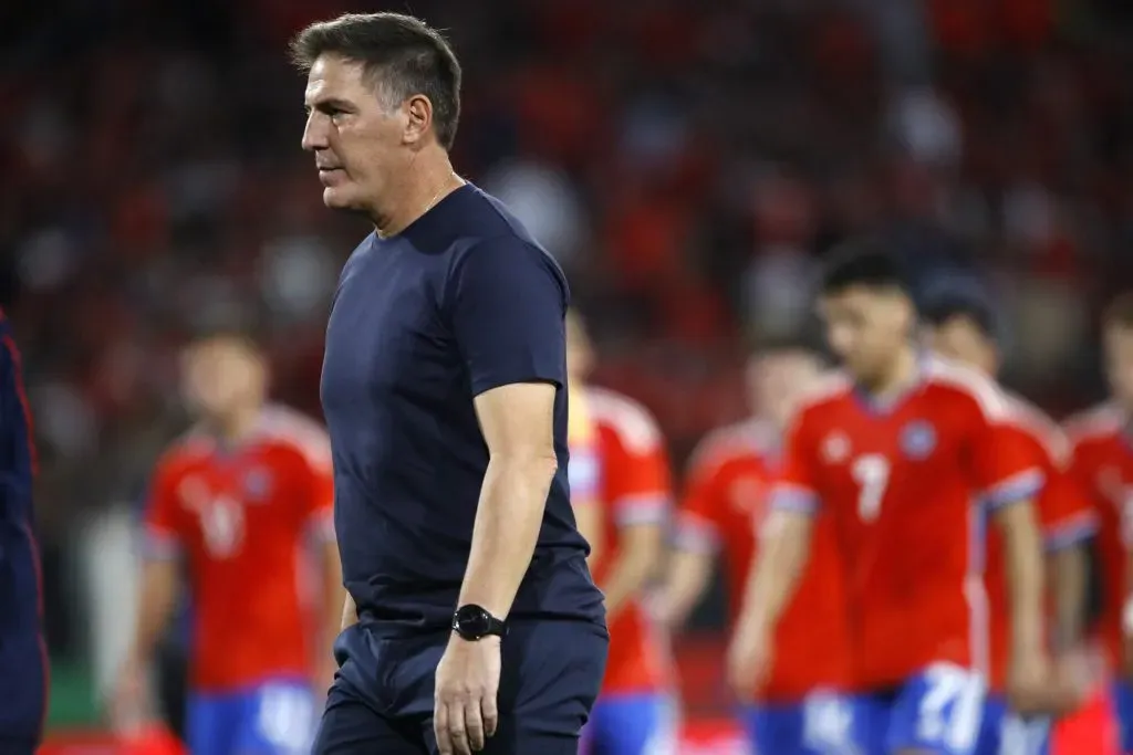 Eduardo Berizzo es el cerebro detrás de la salida de Brayan Cortés de Colo Colo. Foto: Photosport.