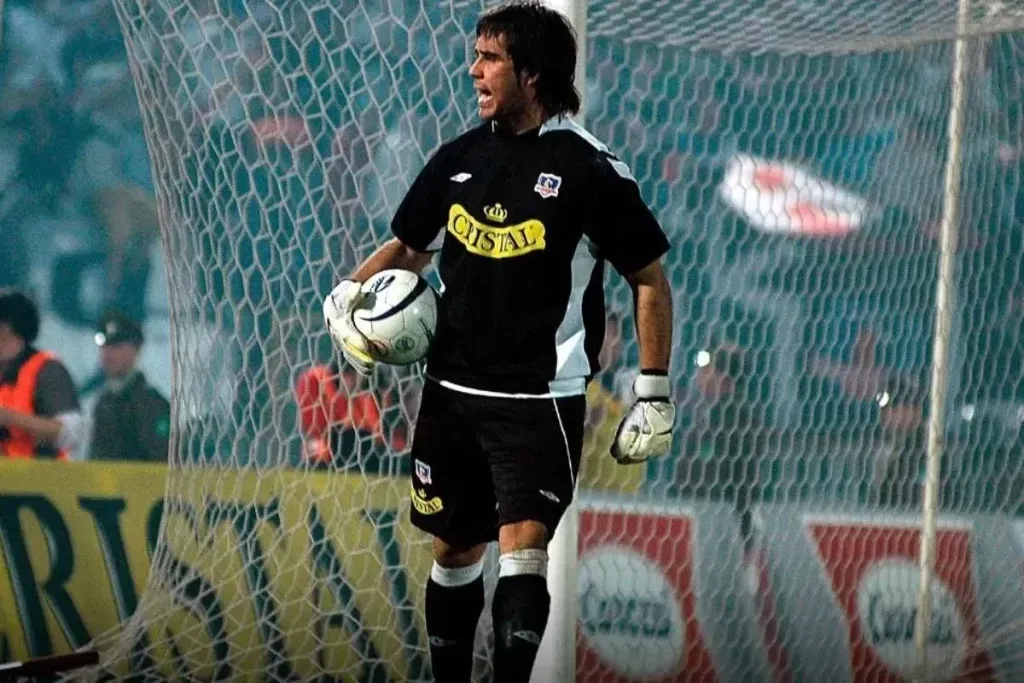 Claudio Bravo diluye opción de volver al fútbol como refuerzo de Colo Colo.