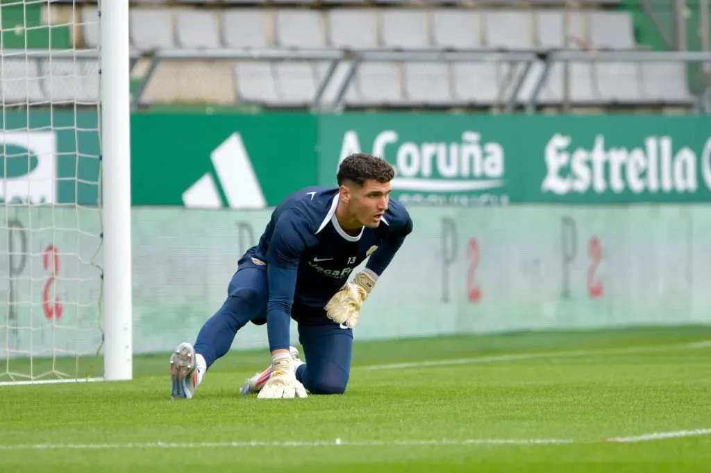 Matías Dituro es el arquero que más le gusta a Jorge Almirón para su Colo Colo 2025. | Foto: Elche.