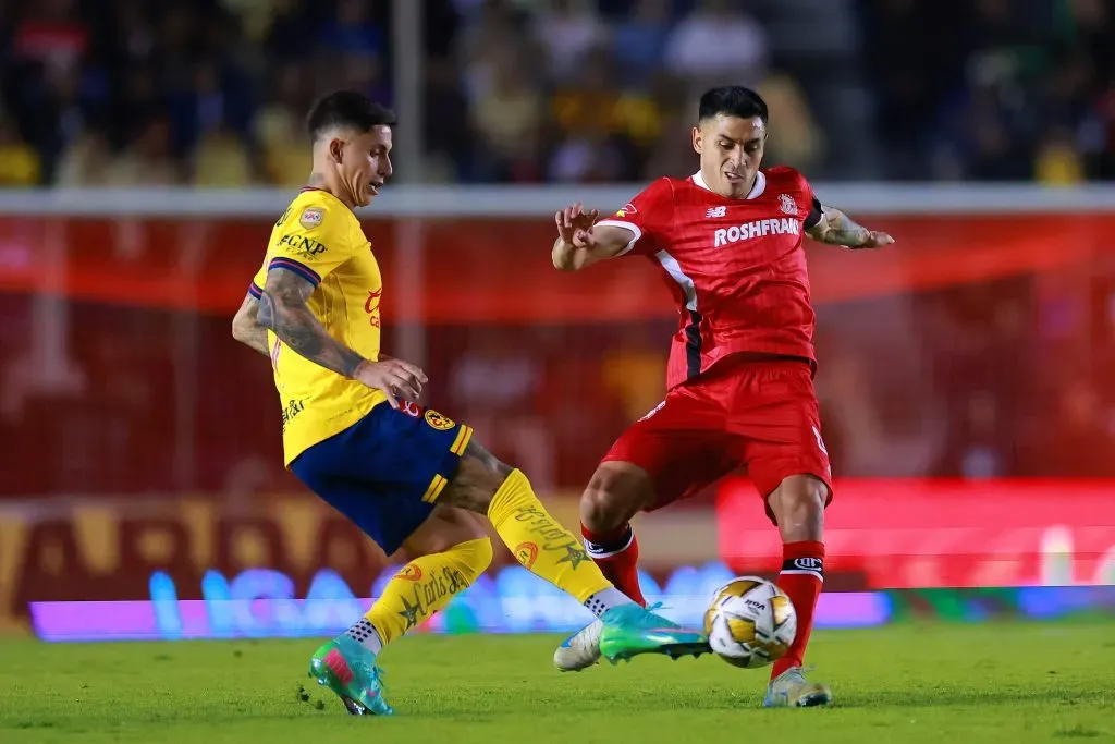 Claudio Baeza es una de las opciones que maneja Colo Colo para reforzar su mediocampo. | Foto: Photosport.