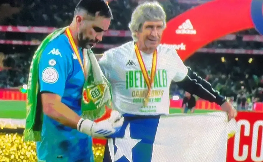 El Betis de Pellegrini fue campeón de la Copa del Rey con Claudio Bravo en la portería. (Captura).