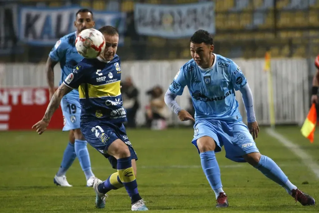 Joaquín Moya ante Everton, su nuevo club. (Sebastian Cisternas/Photopsort).