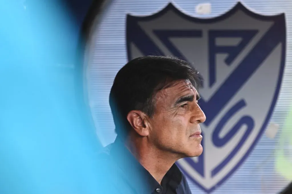 Gustavo Quinteros jugará el 2025 la Copa Libertadores con Vélez Sarsfield. | Foto: Getty Images.
