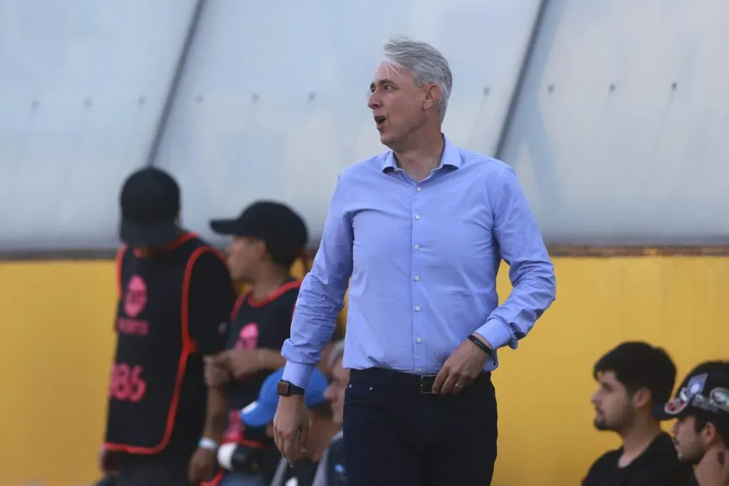 Tiago Nunes quedó cautivado por Dylan Escobar en la fecha 30 del Campeonato Nacional 2024. (Felipe Zanca/Photosport).
