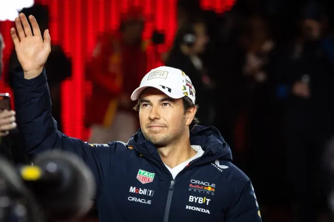 Sergio Pérez le dijo adiós a Red Bull Racing. (Thomas Fuessler | Imago).
