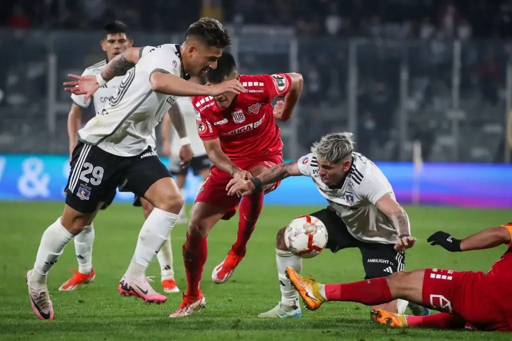 Colo Colo buscará reemplazantes a Brayan Cortés, Carlos Palacios y Guillermo Paiva antes de mirar otros refuerzos. Foto: Photosport.