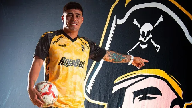 Brian Fernández no se ha presentado a entrenar.