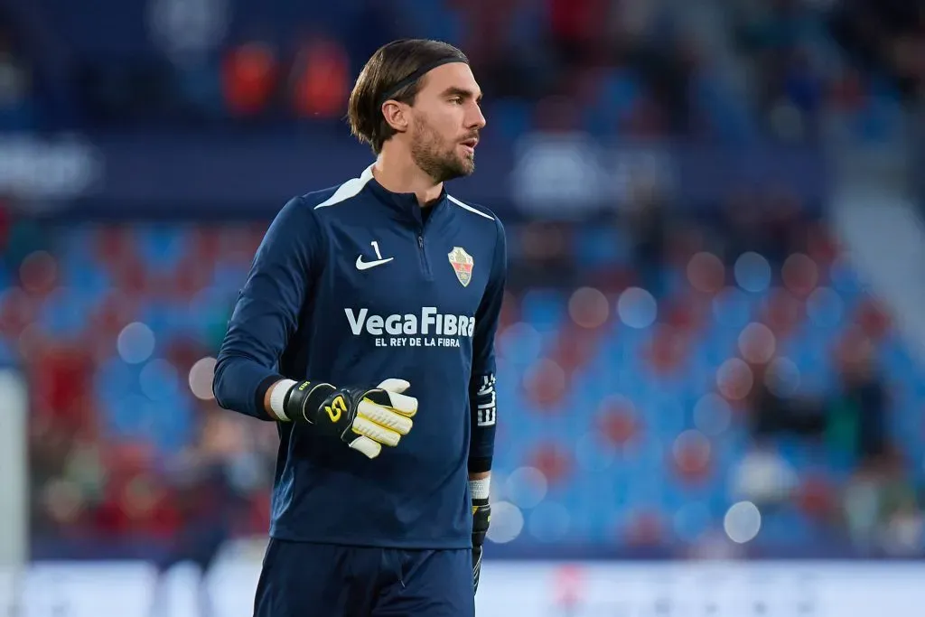 Miguel San Román fue el titular en el Elche CF ante el Castellón. (Foto: José Torres | Imago).