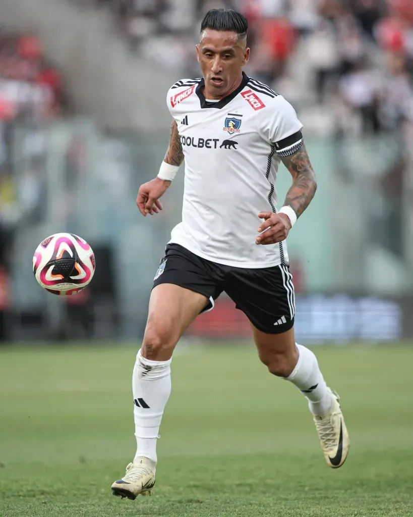 Lucas Barrios jugó su último partido como profesional en el amistoso de leyendas de Colo Colo y River Plate. Foto: Colo Colo.