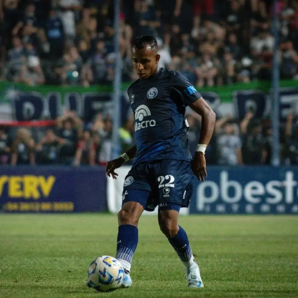 El colombiano que busca Colo Colo, también es pretendido por Talleres de Barticciotto. (Foto: Instagram @sebastian14villa)