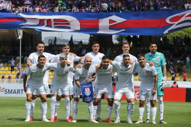 La formación titular de U de Chile ante Coquimbo Unido. (FOTO: JORGE DIAZ/AGENCIA VS).