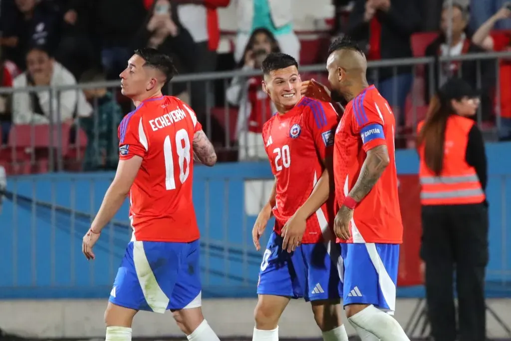 En la última fecha de eliminatorias, la selección chilena le sacó a casi todos los titulares a Colo Colo. Foto: Photosport.