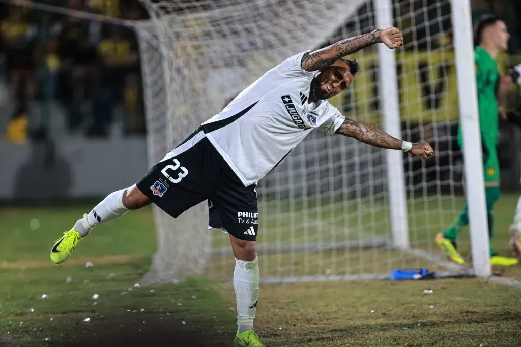 Arturo Vidal celebrando su gol ante Peñarol. Foto: FocoUY/Photosport