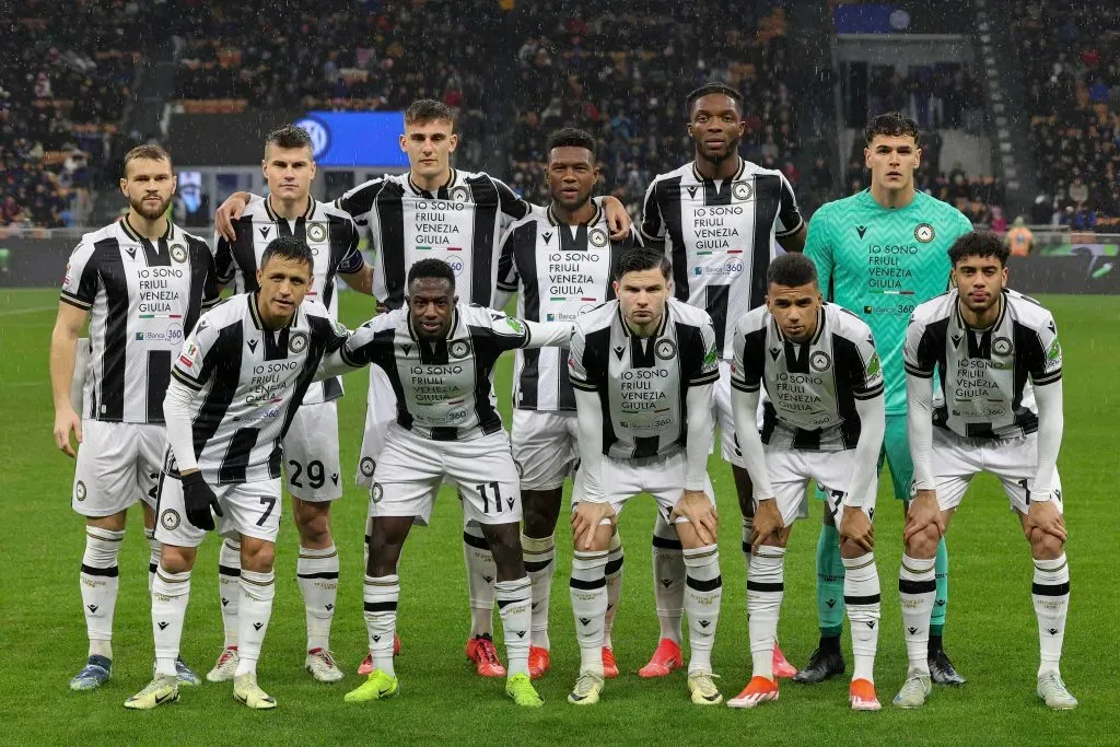 La formación de Udinese ante el Inter de Milán en la Coppa Italia. (Fabrizio Bertani | Imago).