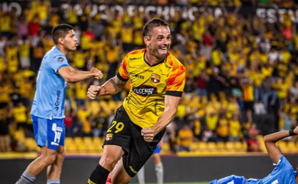 Octavio Rivero deslumbró en Ecuador.