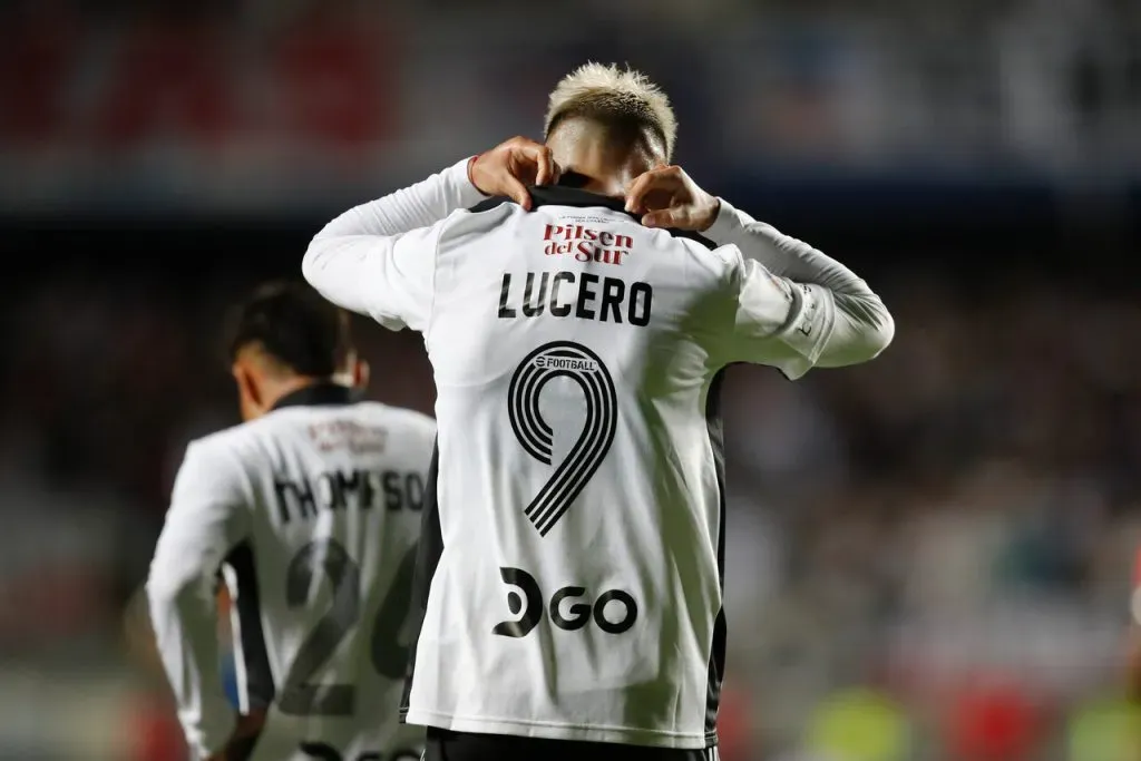 Juan Martín Lucero jugando por Colo Colo. Foto: Photosport