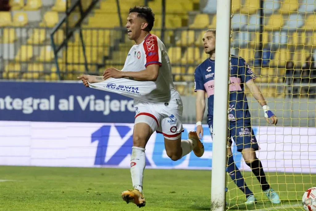 David Romero celebrando en La Calera. Foto: Andres Pina/Photosport