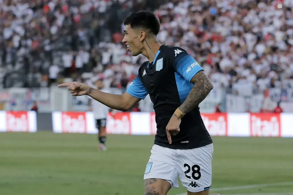 Santiago Solari le hizo un doblete a Colo Colo con Racing | Photosport