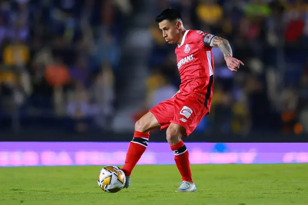 Claudio Baeza viene de un 2024 con muchos partidos en el Toluca. ¿Será Colo Colo su próximo destino? | Foto: Getty Images.