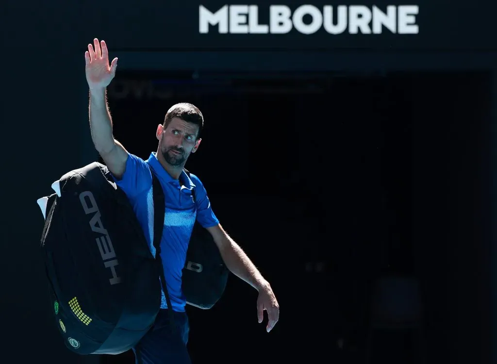 Djokovic se retiró de Australia por una lesión