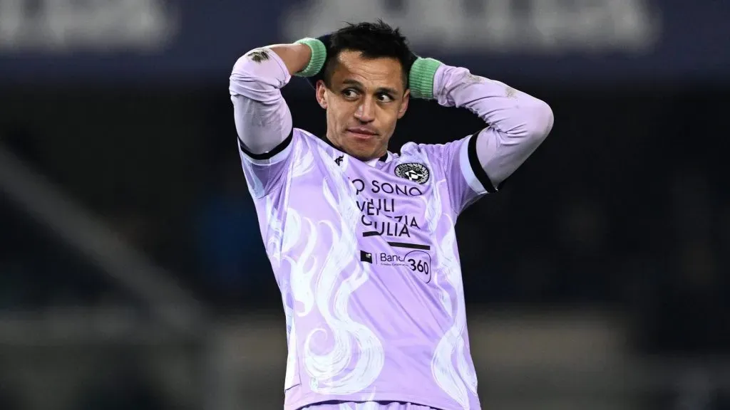 Sánchez salió a los 45 minutos del primer tiempo