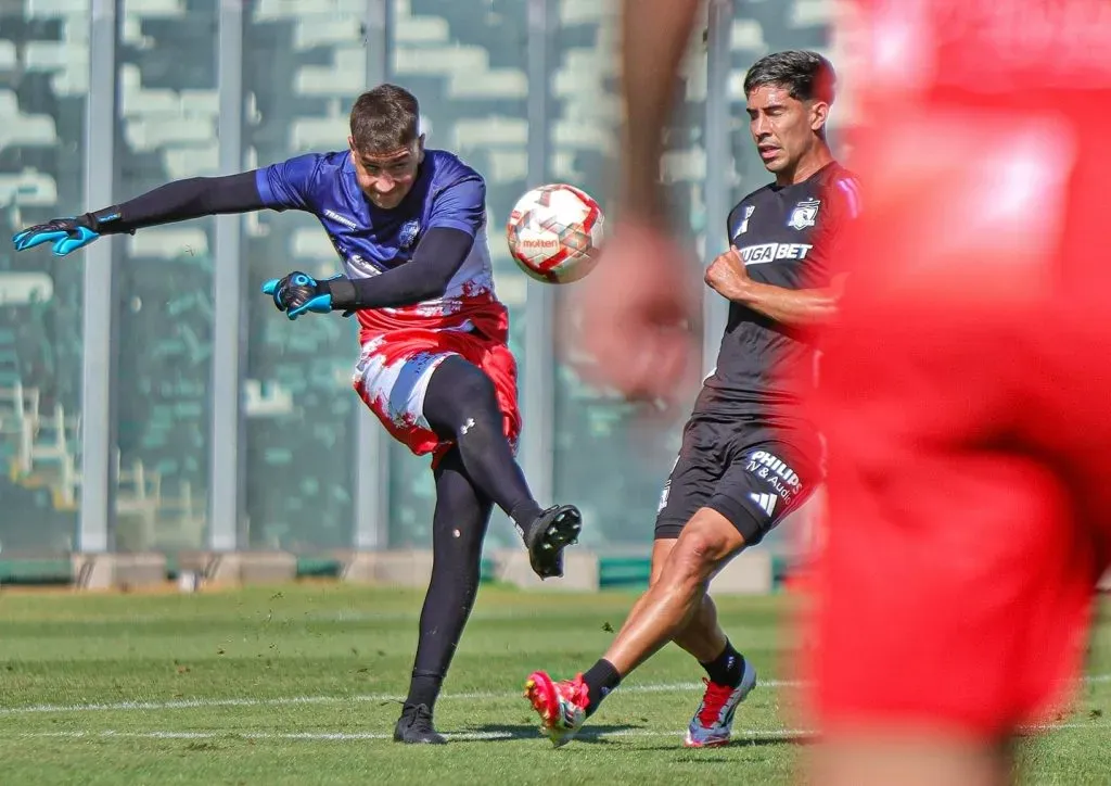 Salomón Rodríguez anotó uno de los cinco goles de Colo Colo en el Monumental. | Foto: Deportes Recoleta.
