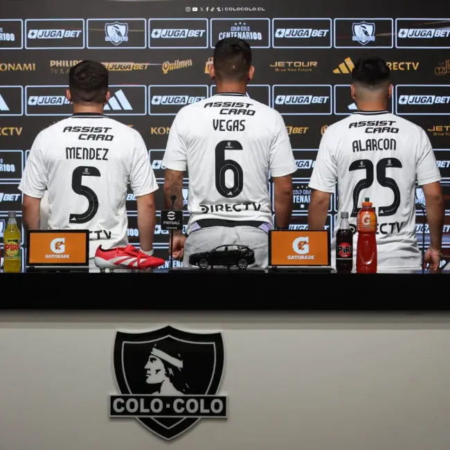 Felipe Méndez, Sebastián Vegas y Tomás Alarcón fueron los últimos fichajes albos. Foto: Colo Colo