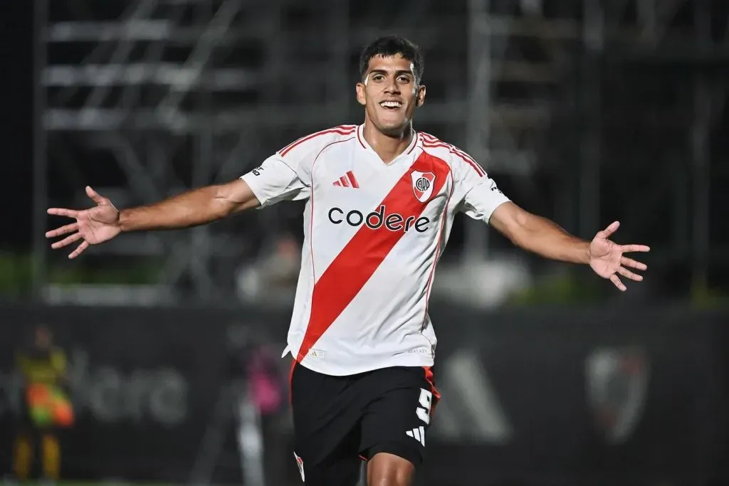 El préstamo de Nasif a Banfield es por un año, sin cargo y sin opción de compra