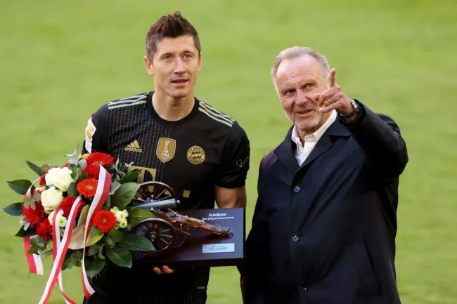 Karl-Heinz Rummenigge salió a defender el Mundial de Clubes que se viene. | Foto: Getty Images.