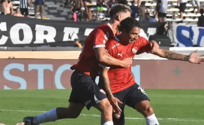Cabral marcó su segundo gol en Argentina