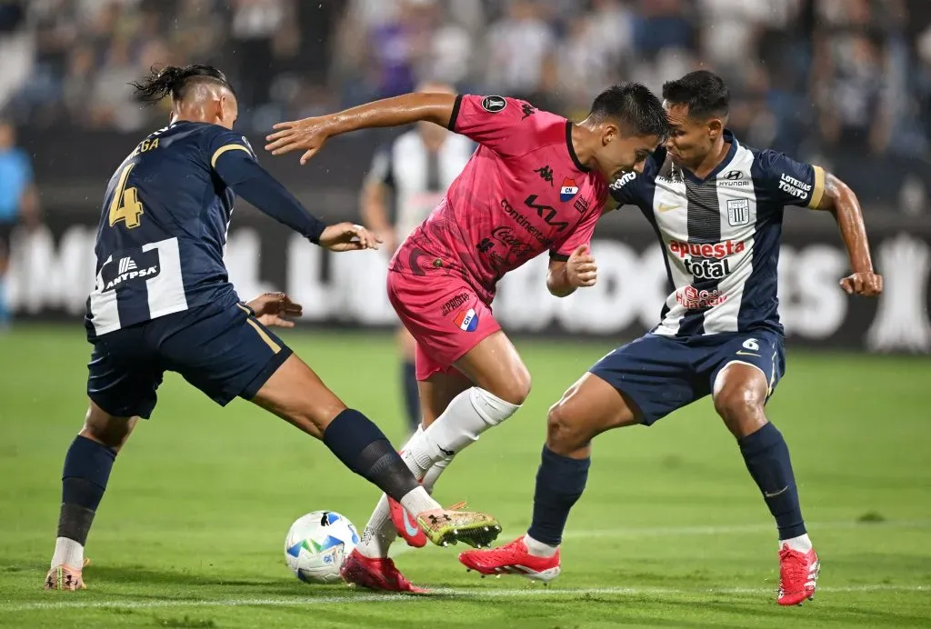 Alianza Lima derrotó a Nacional de Paraguay y enfrentará al Boca Juniors de Carlos Palacios y Williams Alarcón. Foto: Copa Libertadores.