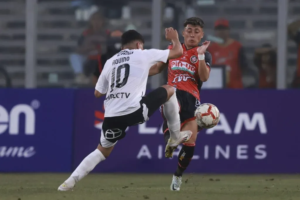 Claudio Aquino ante Deportes Limache. (Felipe Zanca/Photosport).