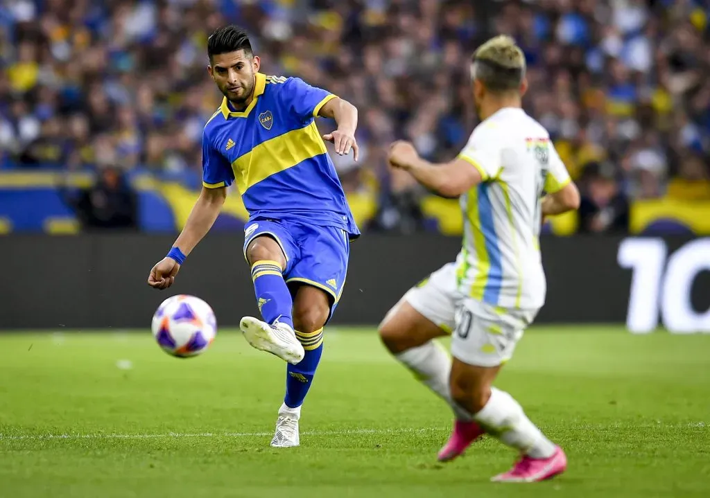 Carlos Zambrano en acción por Boca Juniors. (Marcelo Endelli/Getty Images).